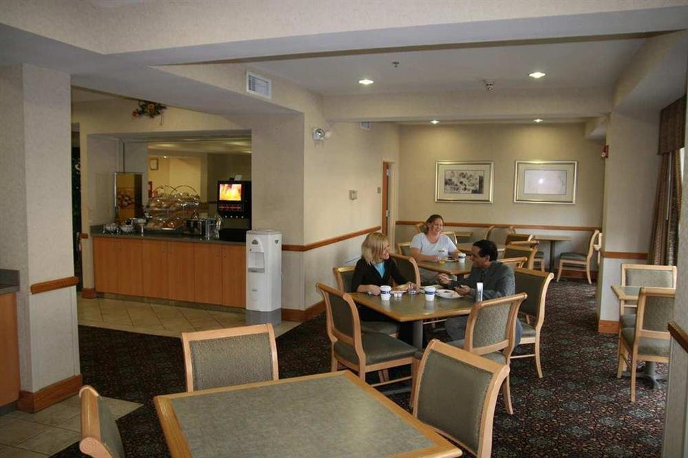 La Quinta Inn & Suites By Wyndham St Louis Route 66 Windsor Springs Restaurang bild