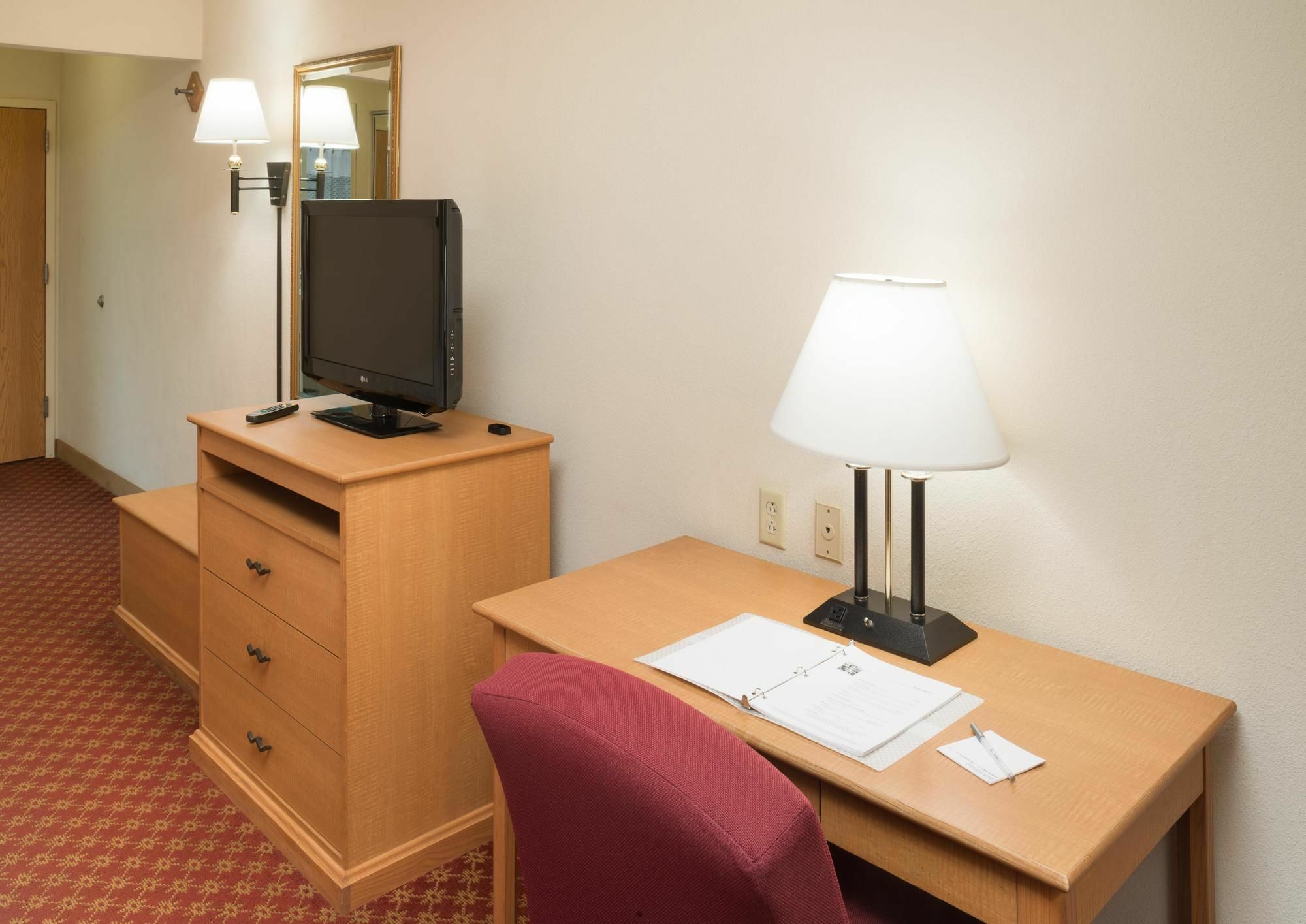 La Quinta Inn & Suites By Wyndham St Louis Route 66 Windsor Springs Exteriör bild